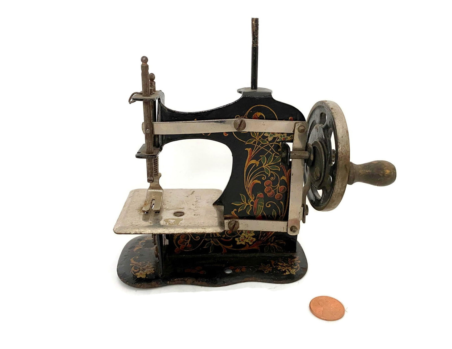 Antique German Toy Sewing Machine by Muller - Duckwells