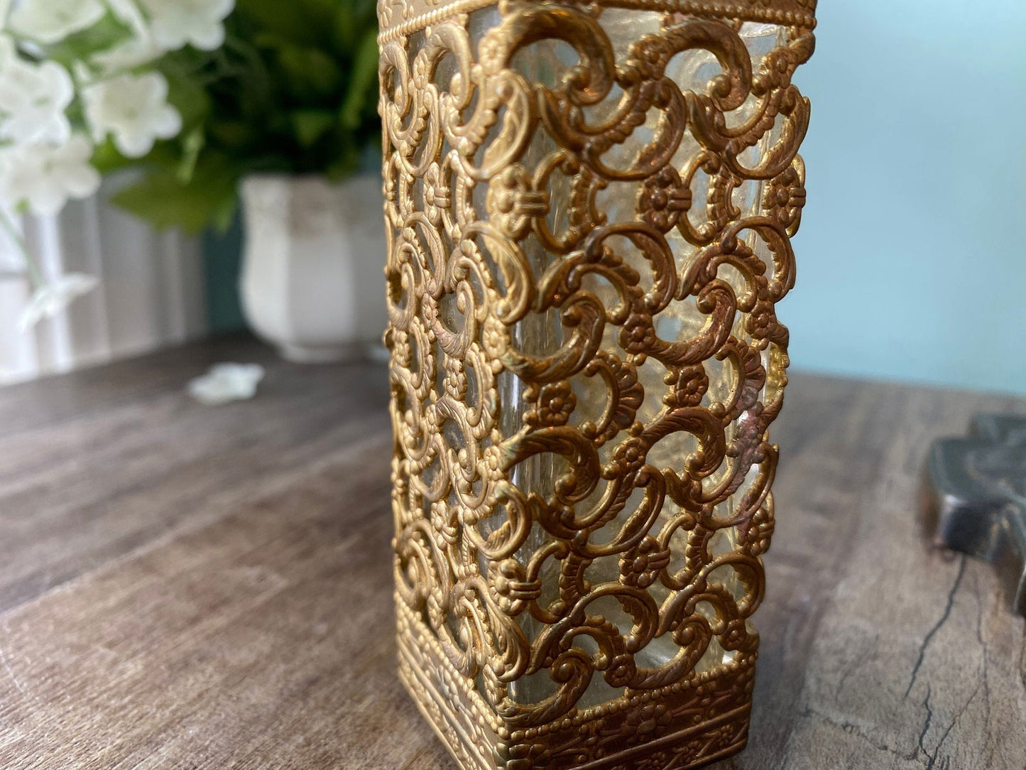Mid Century Vanity Perfume Bottle at Duckwells