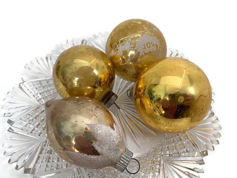 Midcentury Glass Christmas Ornaments - Duckwells