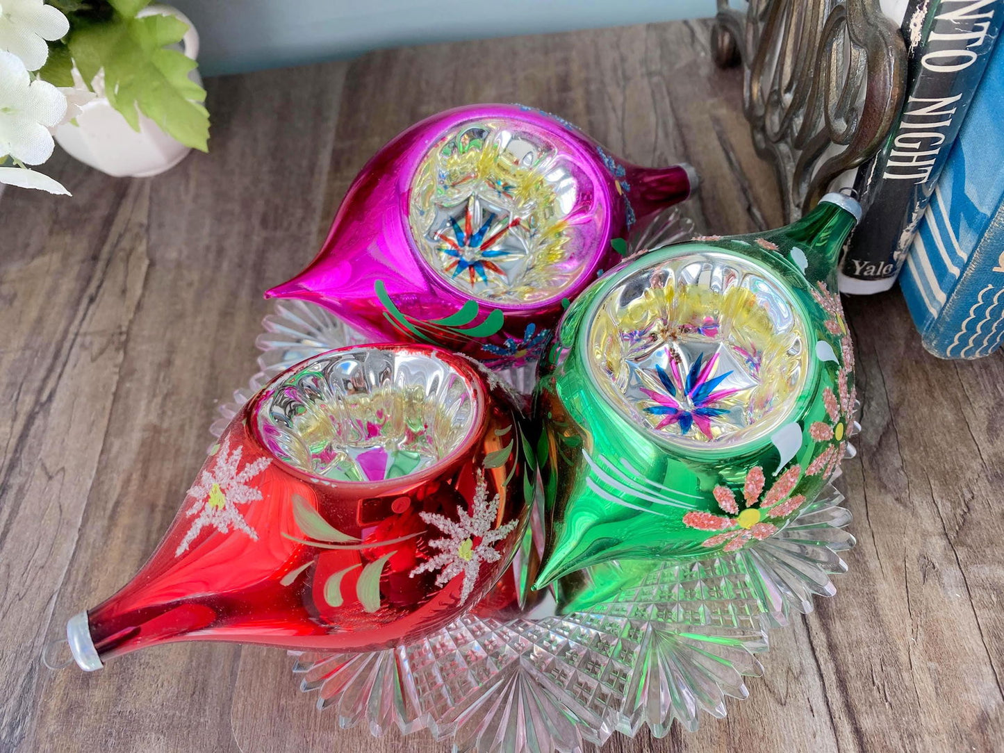Vintage Italian Glass Indented Large Christmas Ornaments at Duckwells