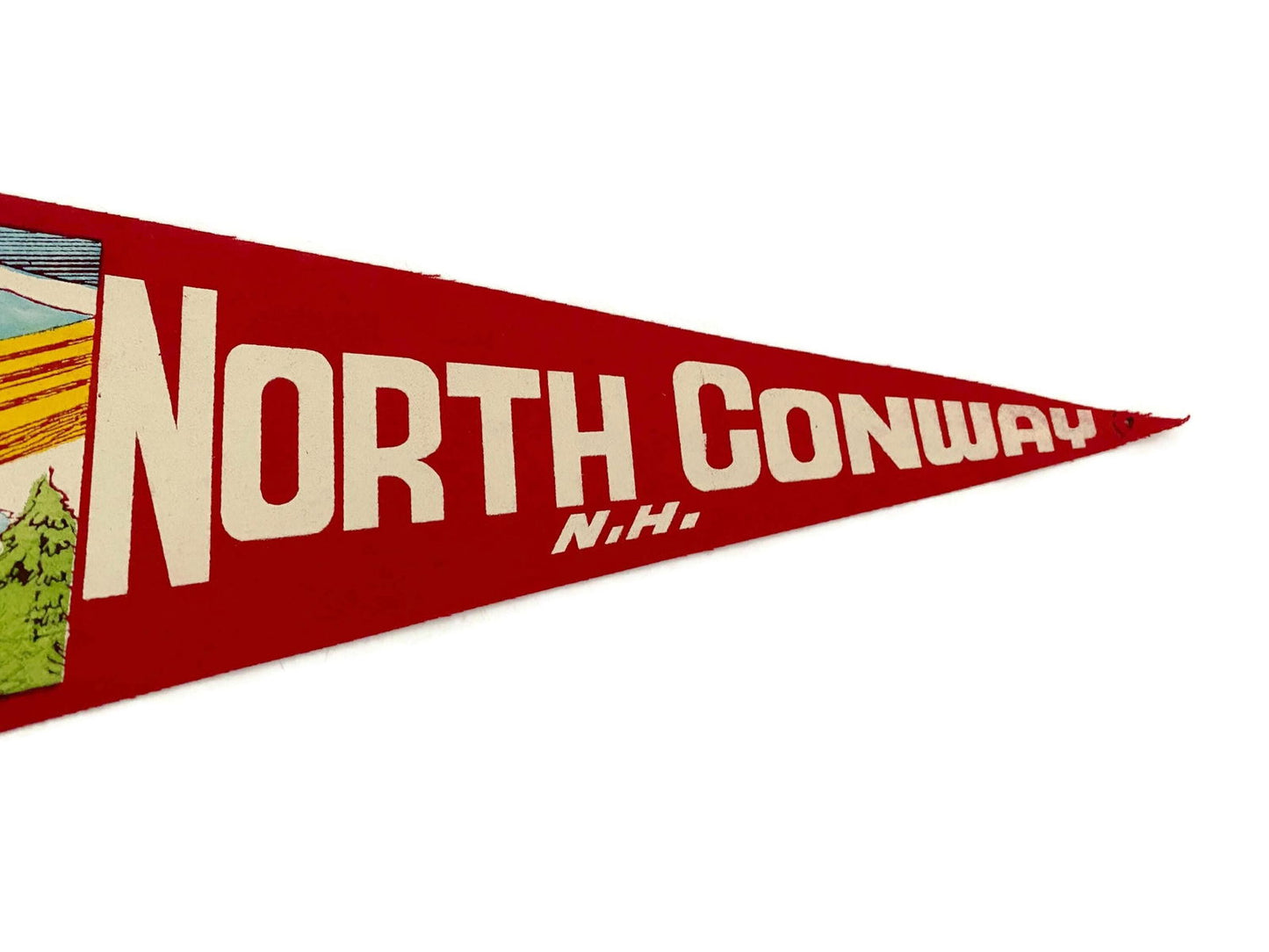 Vintage North Conway New Hampshire Pennant at Duckwells