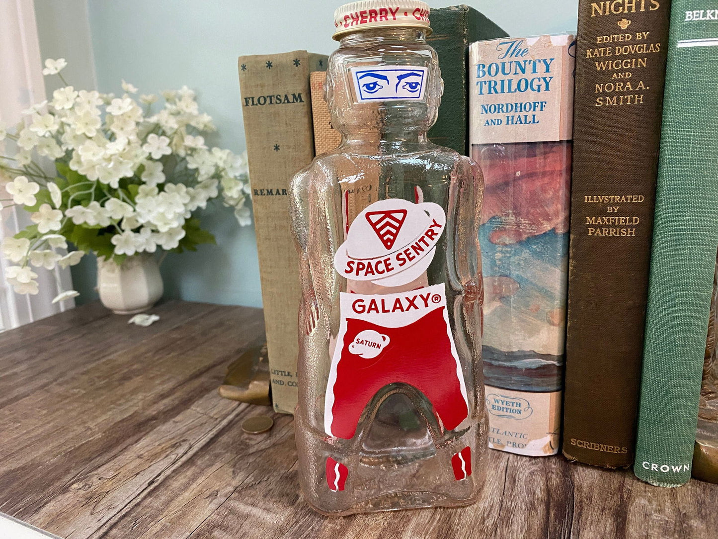 Vintage Spaceman Glass Bank - Duckwells