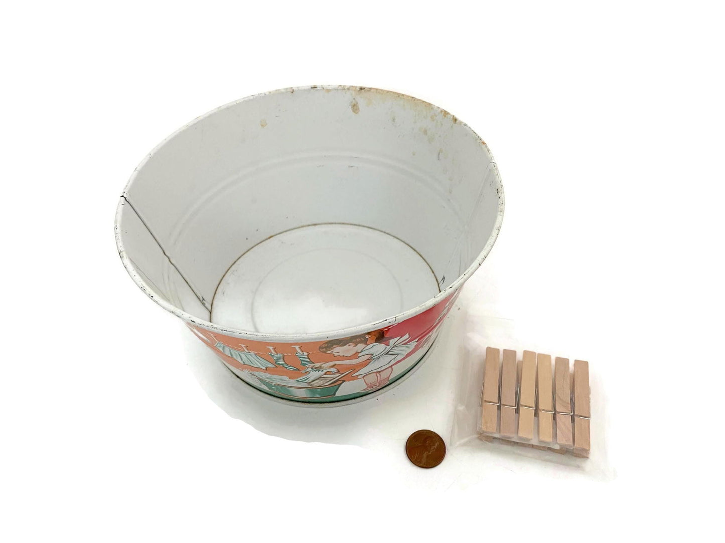 Vintage Tin Toy Wash Tub by Wolverine with Clothespins - Duckwells