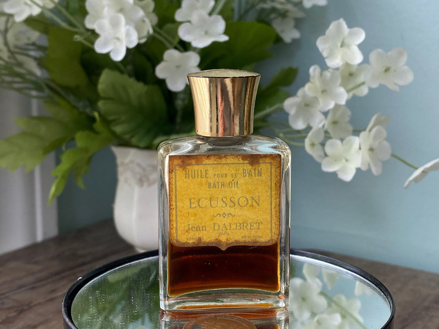 Vintage Jean D'Albret Ecusson Perfumed Bath Oil, .5oz