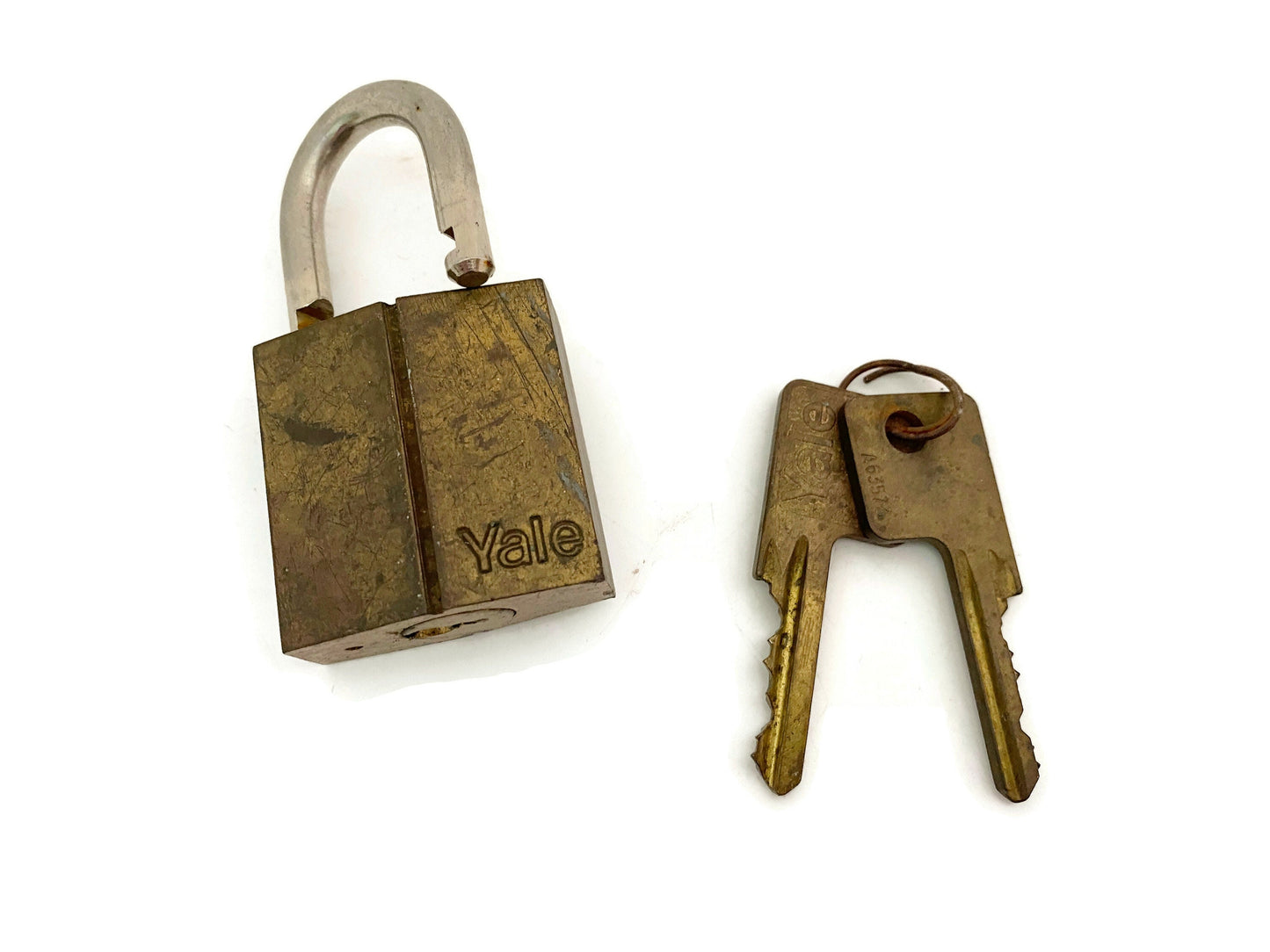 Vintage Yale & Towne Brass Padlock with 2 keys