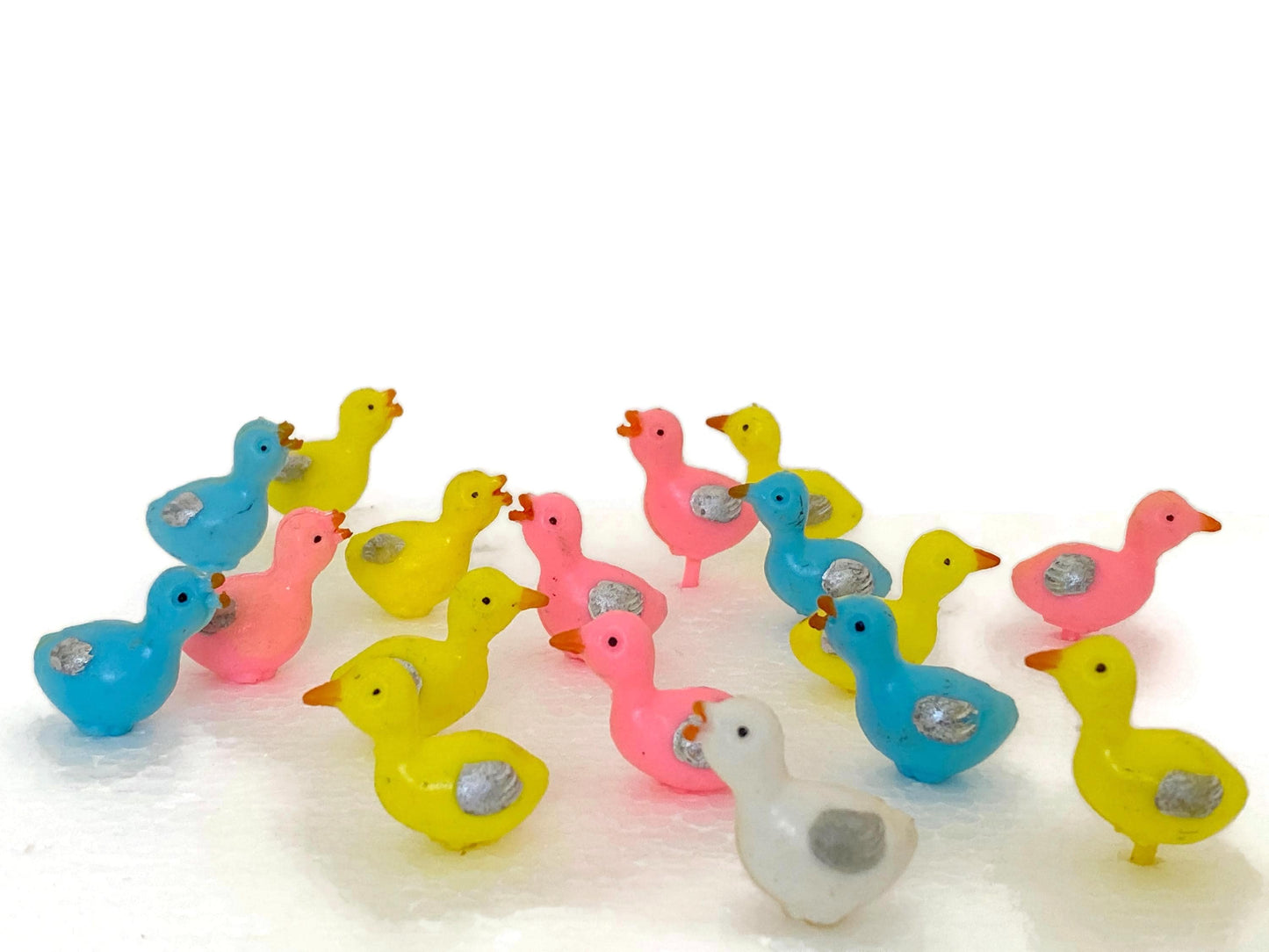 Vintage Plastic Chicks Cake Decorations