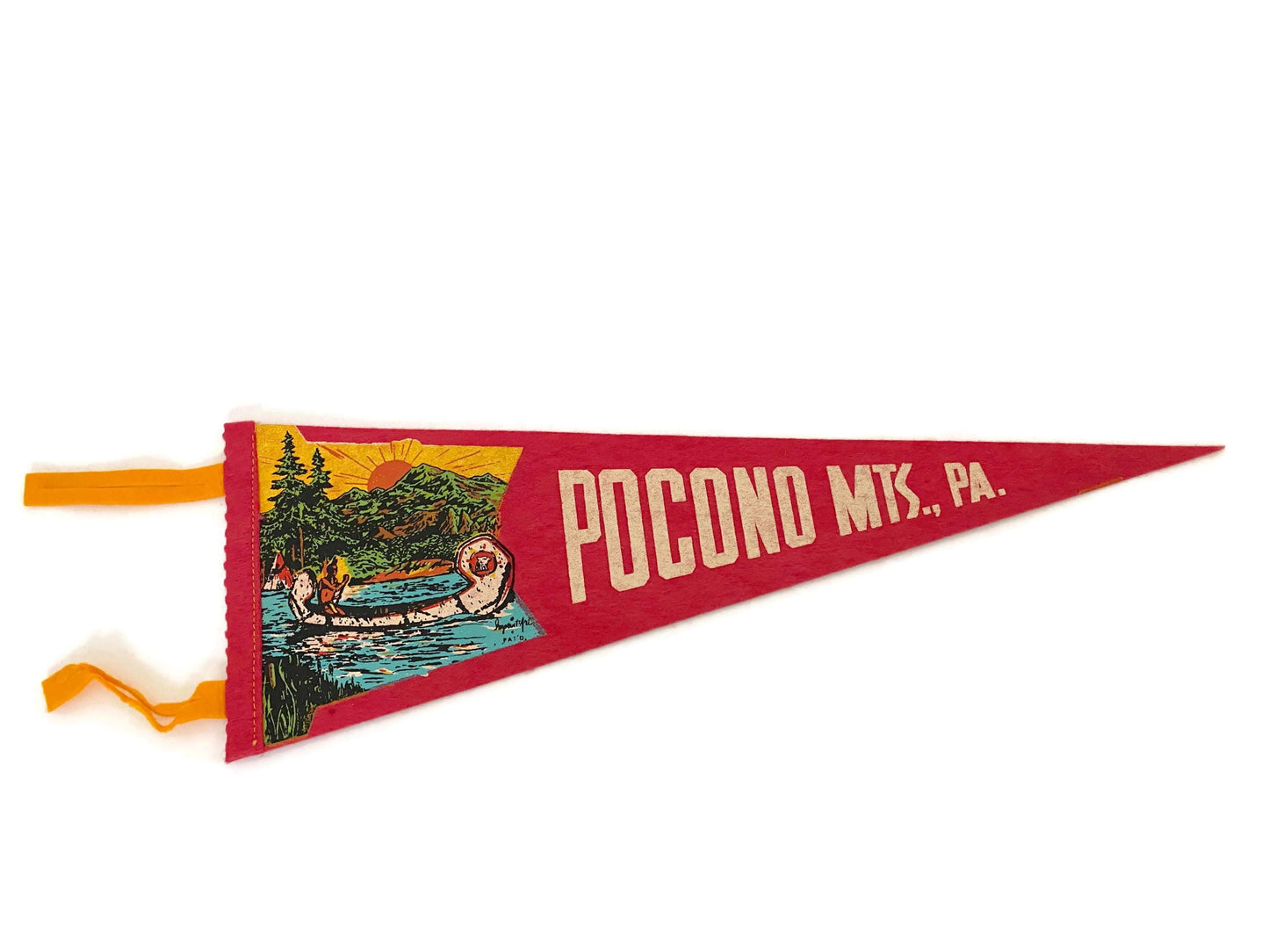 Vintage Pocono Mountains Pennant - Midcentury Pennsylvania Felt Travel Souvenir at Duckwells