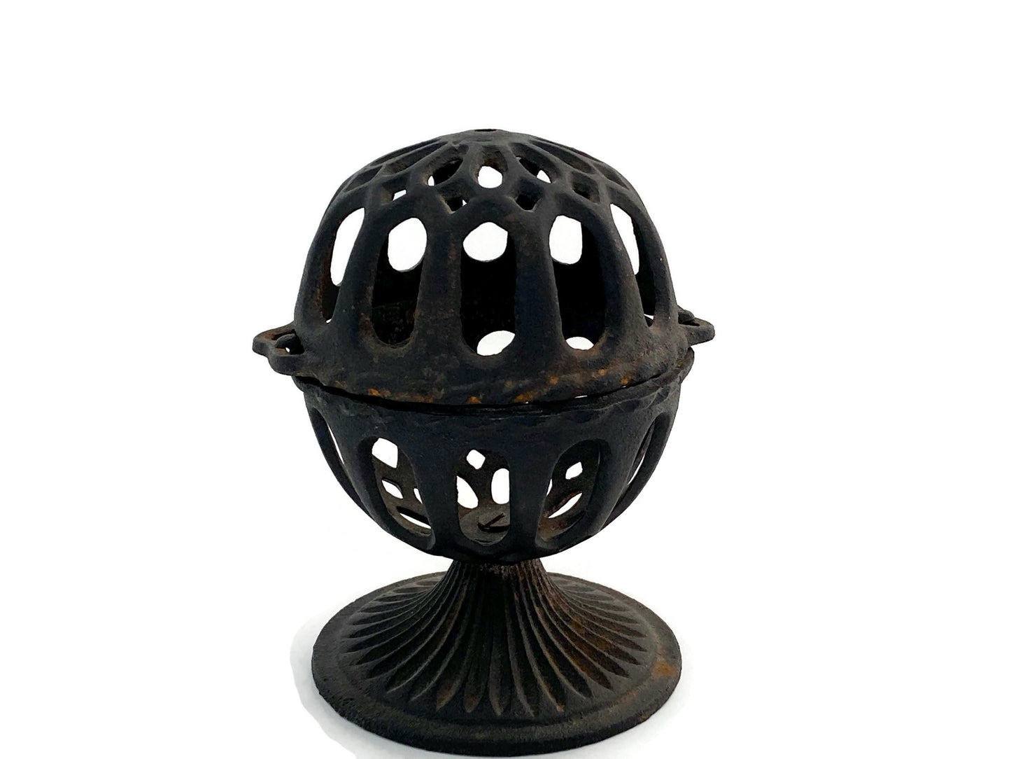 Vintage Cast Iron String Holder at Duckwells