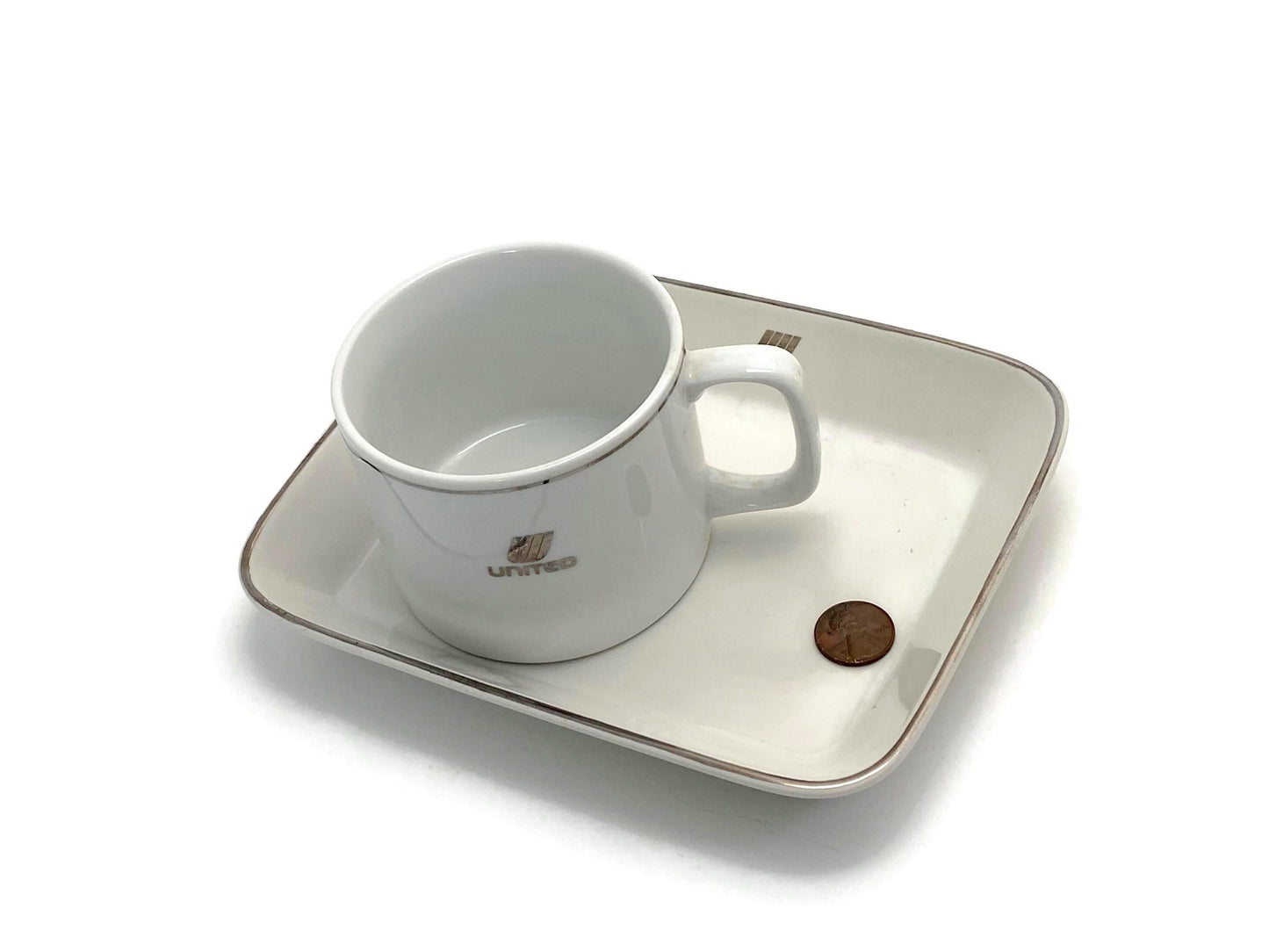 Vintage United Airlines Cup and Plate at Duckwells