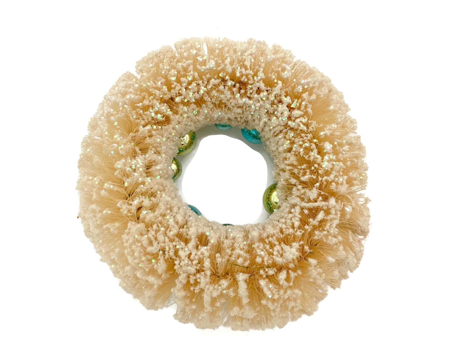 Mid Century Bottle Brush White Wreath, Vintage Holiday Decor at Duckwells