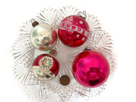 Midcentury Glass Christmas Tree Ornaments at Duckwells