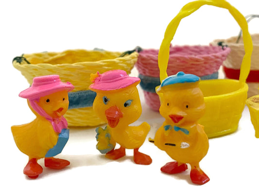 Midcentury Miniature Spring Baskets