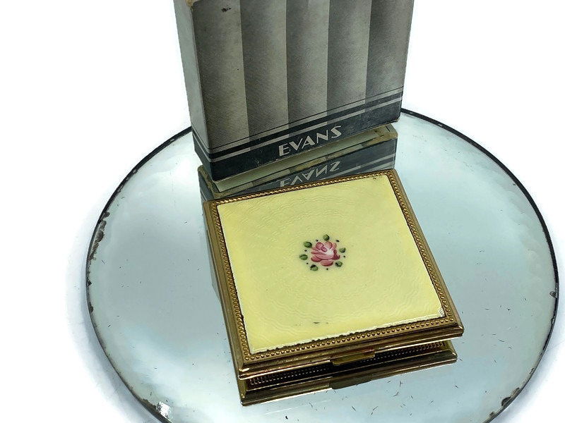 1940s Mirrored Compact at Duckwells