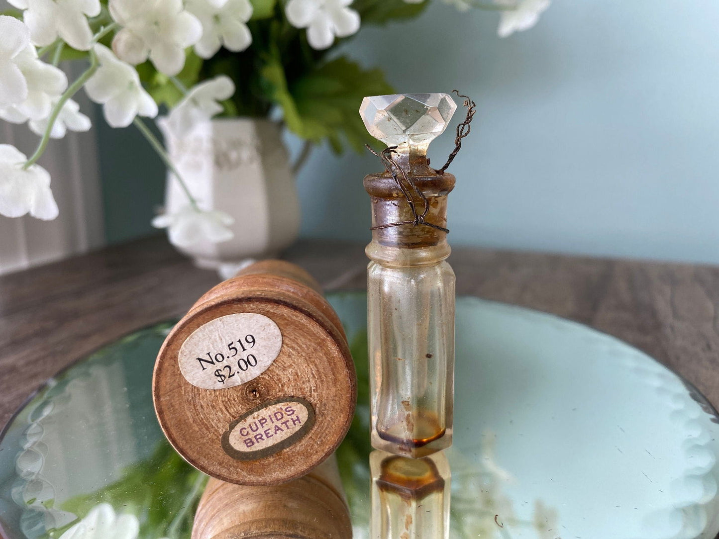 Antique Elizabeth Arden Perfume Bottle in Wood Case at Duckwells