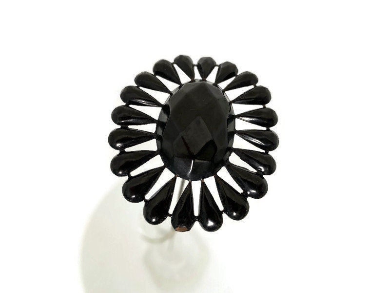 Antique Hat Pin at Duckwells