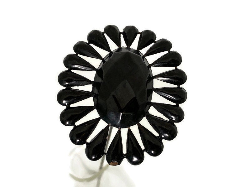 Antique Hat Pin at Duckwells