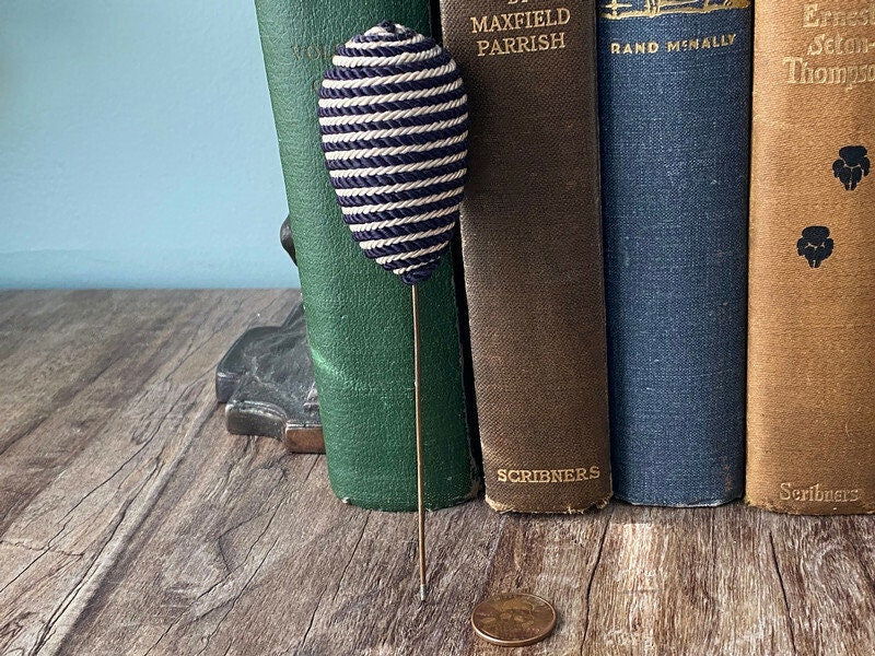 Antique Victorian Corded Hatpin at Duckwells