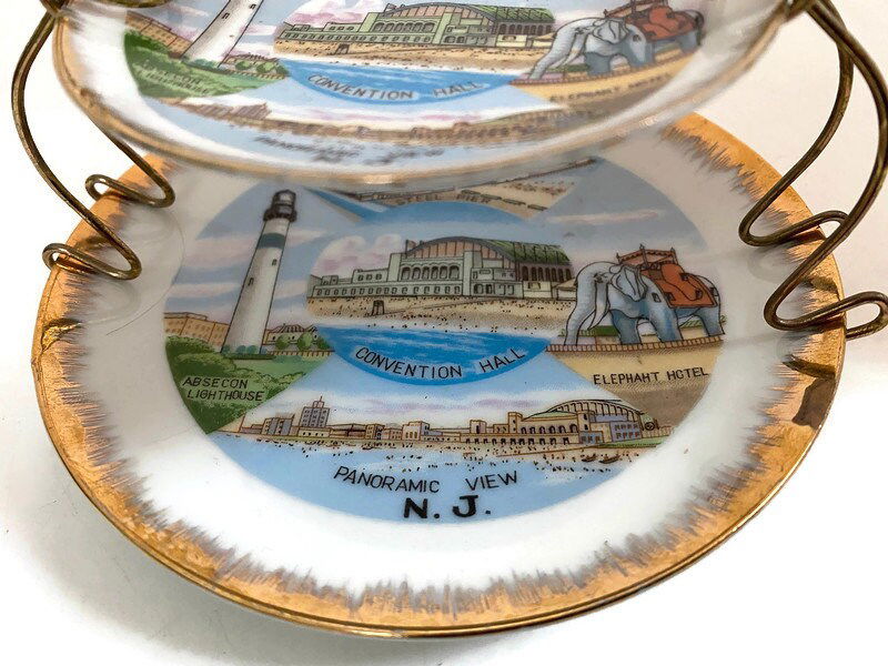 Midcentury Atlantic City Souvenir Dishes with Metal Stand - Duckwells
