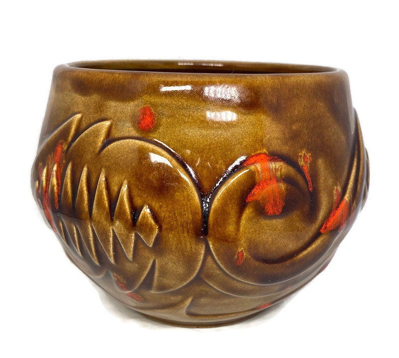 Midcentury Atlantic Mold Ceramic Pot - Duckwells