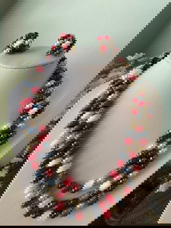 Midcentury Beaded Jewelry Set at Duckwells