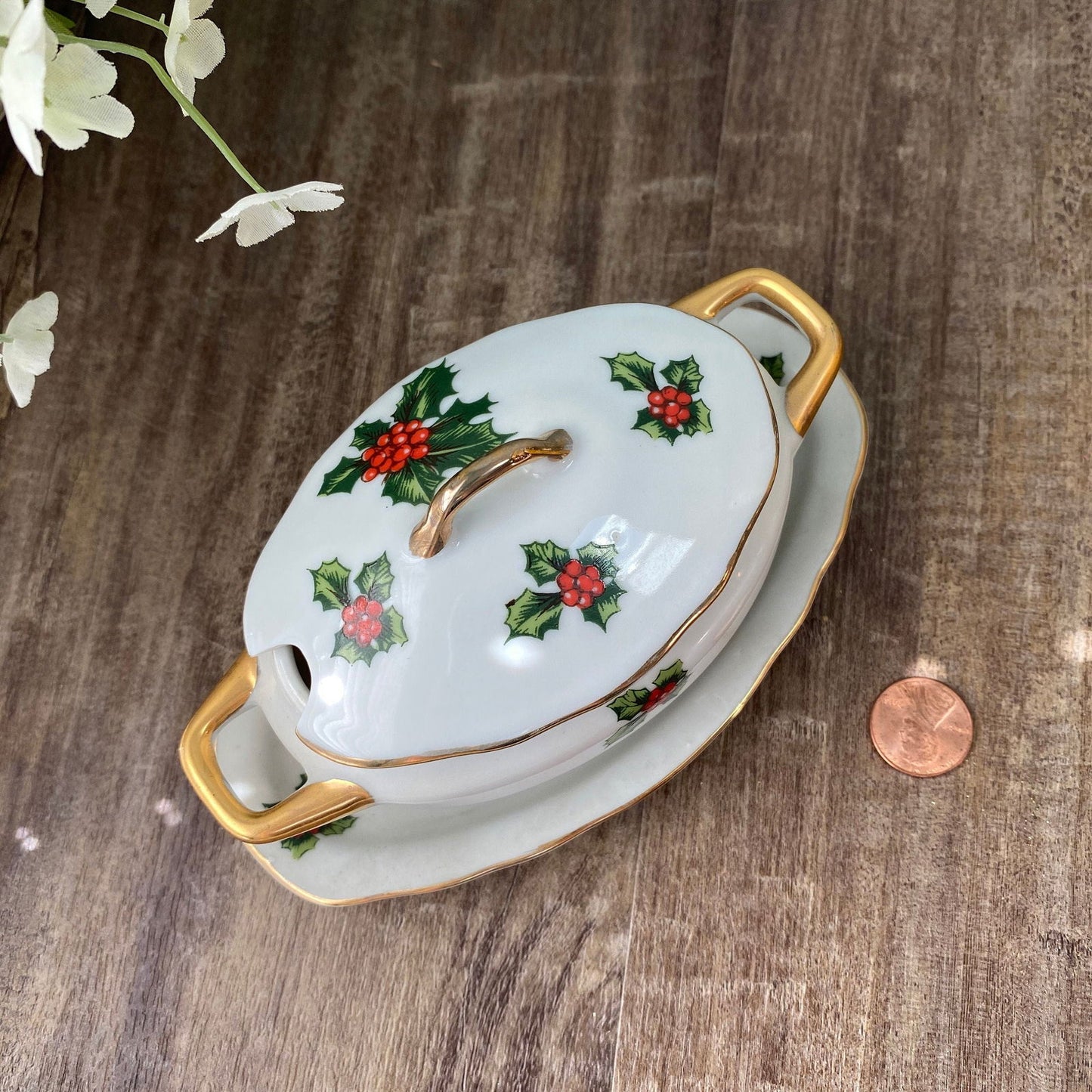 Midcentury Christmas Condiment Server by Lefton at Duckwells