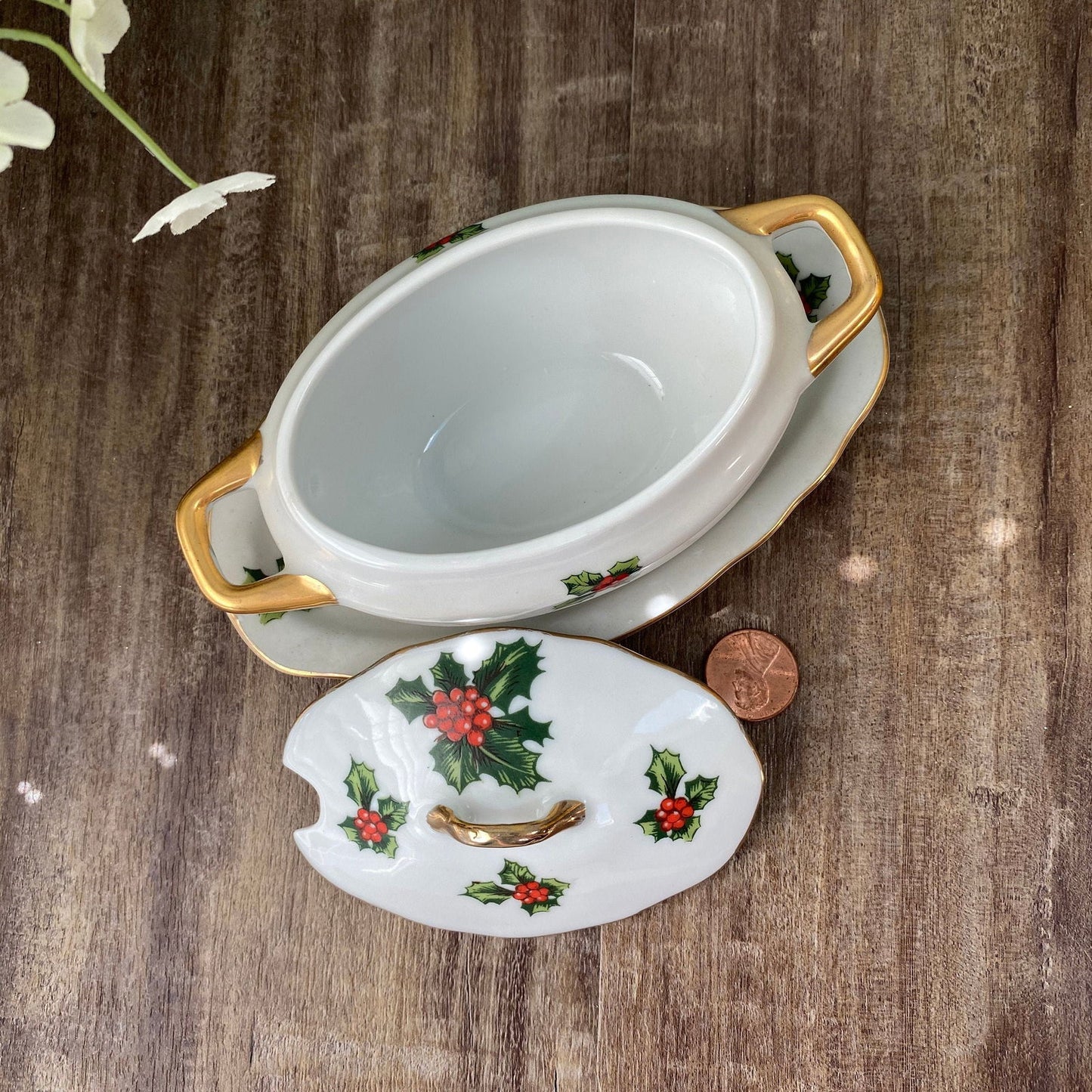 Midcentury Christmas Condiment Server by Lefton at Duckwells