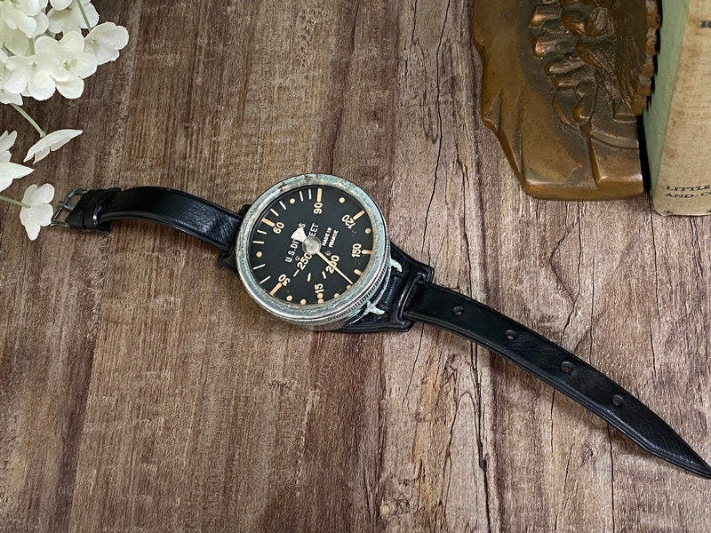Midcentury French Divers Depth Gauge at Duckwells