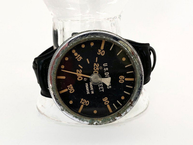 Midcentury French Divers Depth Gauge at Duckwells
