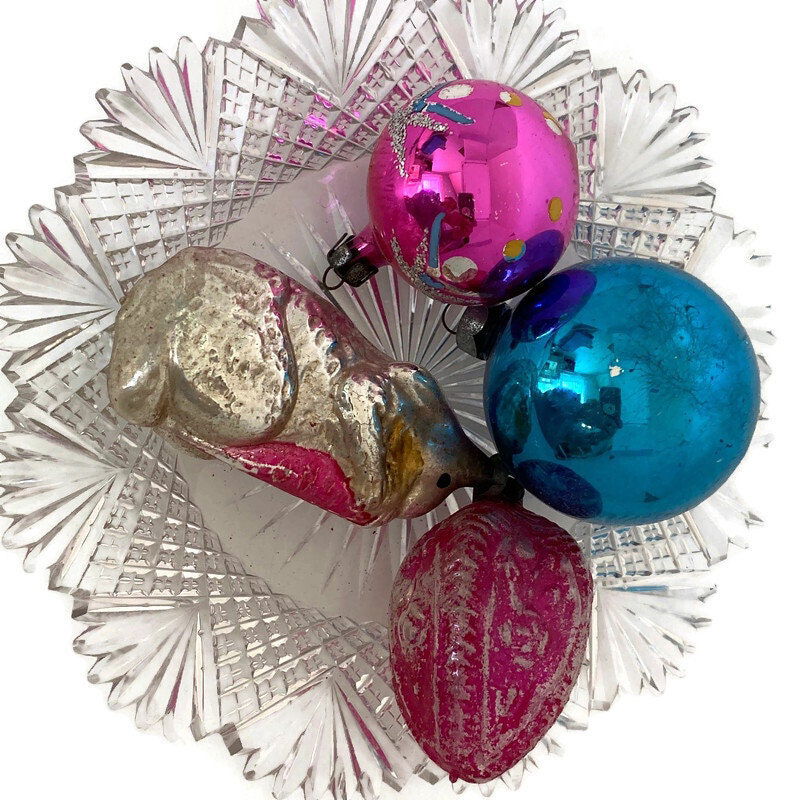 Midcentury Glass Christmas Ornaments at Duckwells