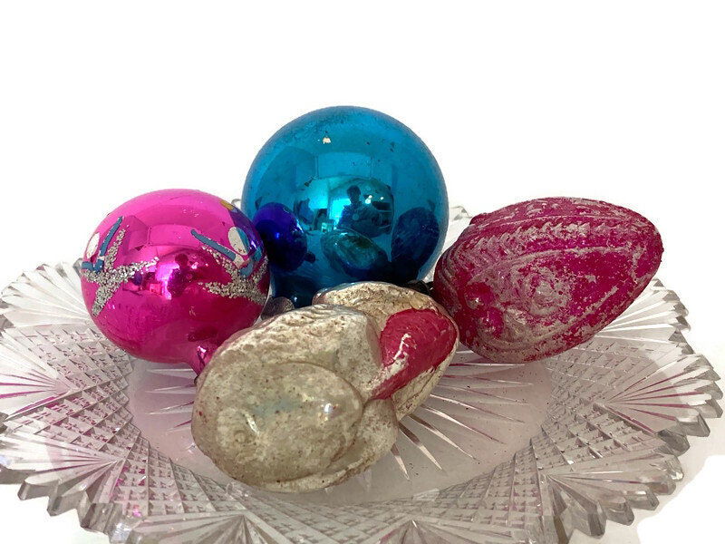 Midcentury Glass Christmas Ornaments at Duckwells