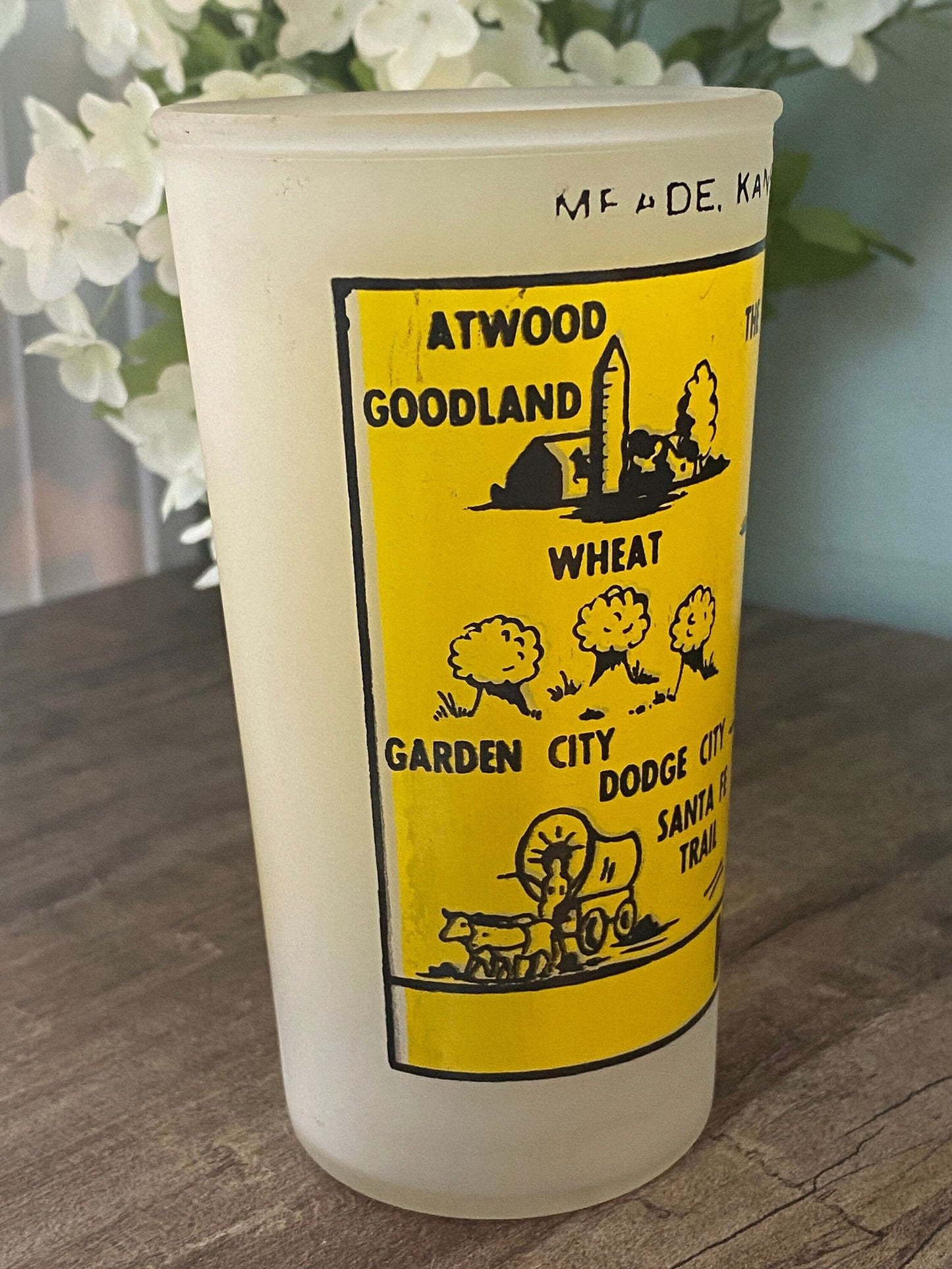 Midcentury Kansas Souvenir Glass with State Map - Duckwells