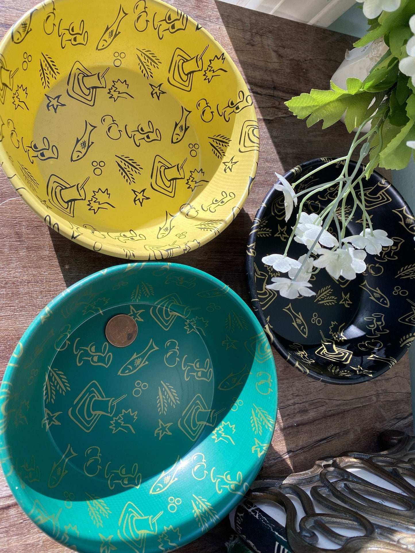 Midcentury Metal Snack Bowls - Duckwells