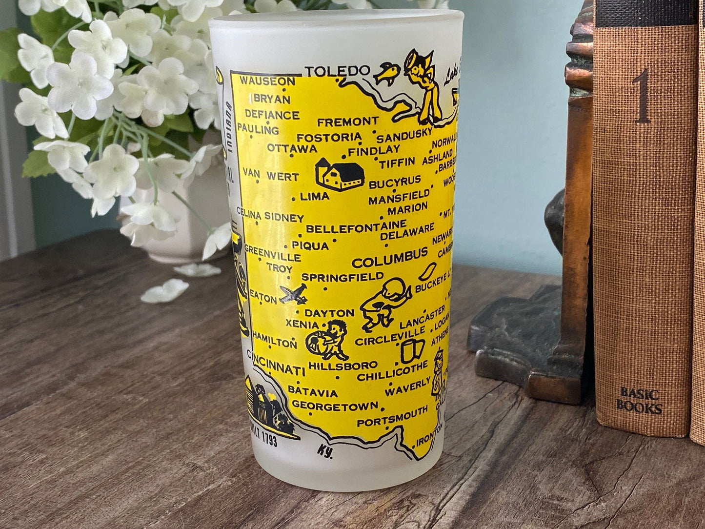 Midcentury Ohio Souvenir Glass with State Map - Duckwells