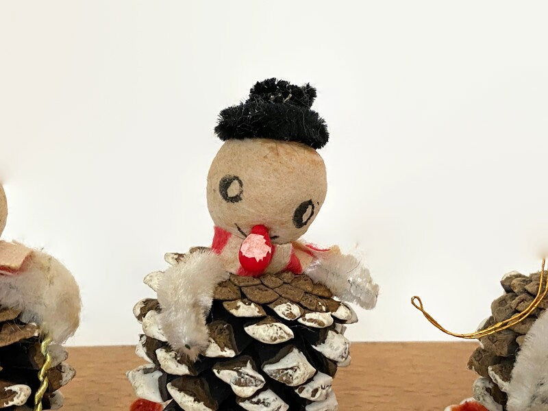 Midcentury Pinecone Snowmen on Skis - Duckwells