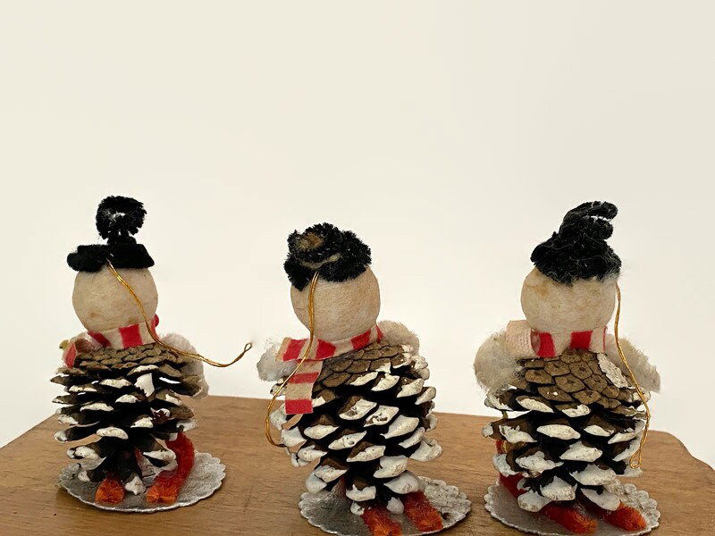 Midcentury Pinecone Snowmen on Skis - Duckwells