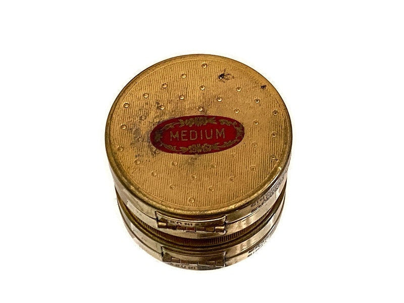 Vintage 1930s Art Deco Rouge Compact by Hudnet at Duckwells