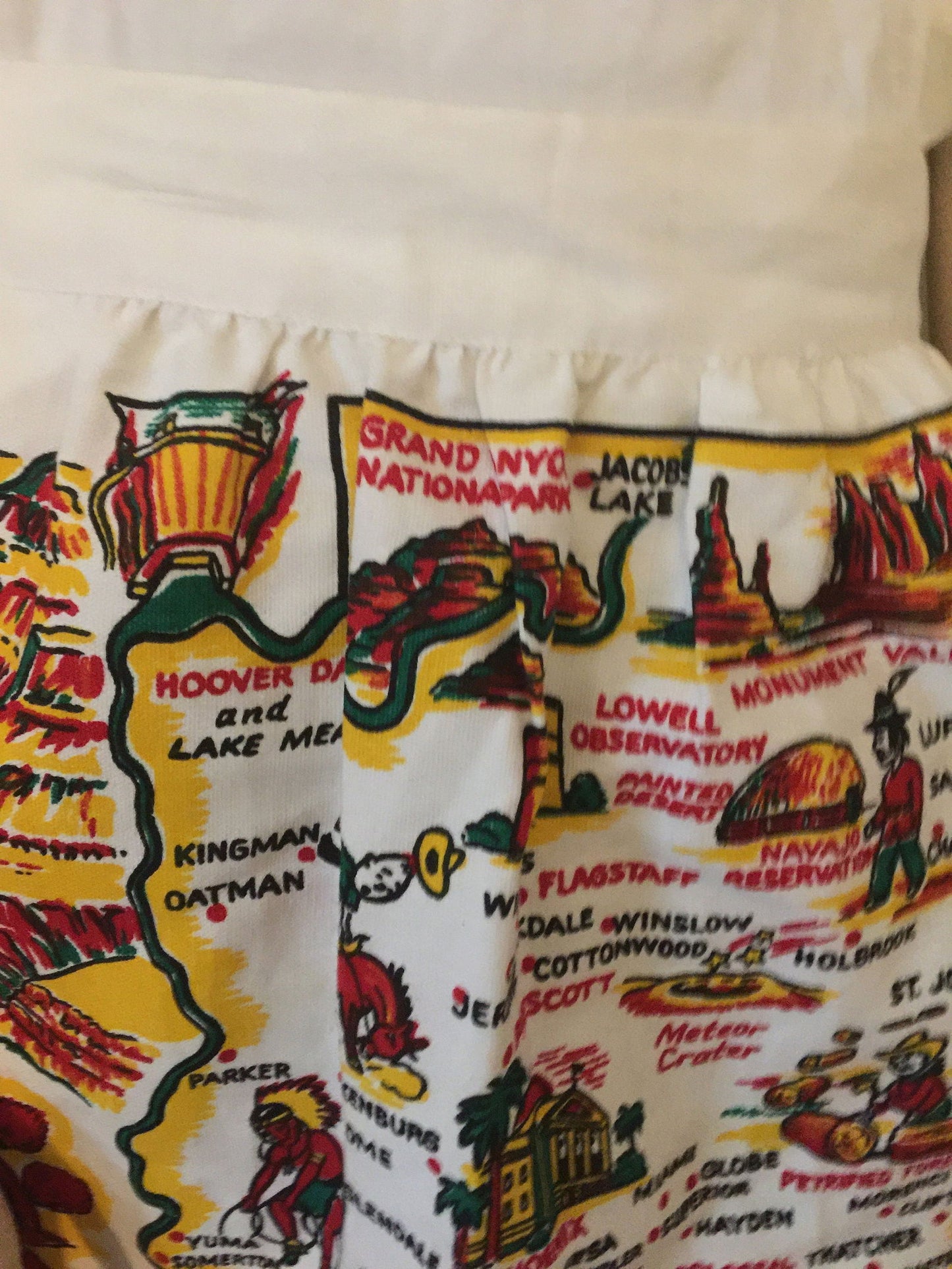 Vintage Arizona Apron - State Souvenir Collectible - Duckwells