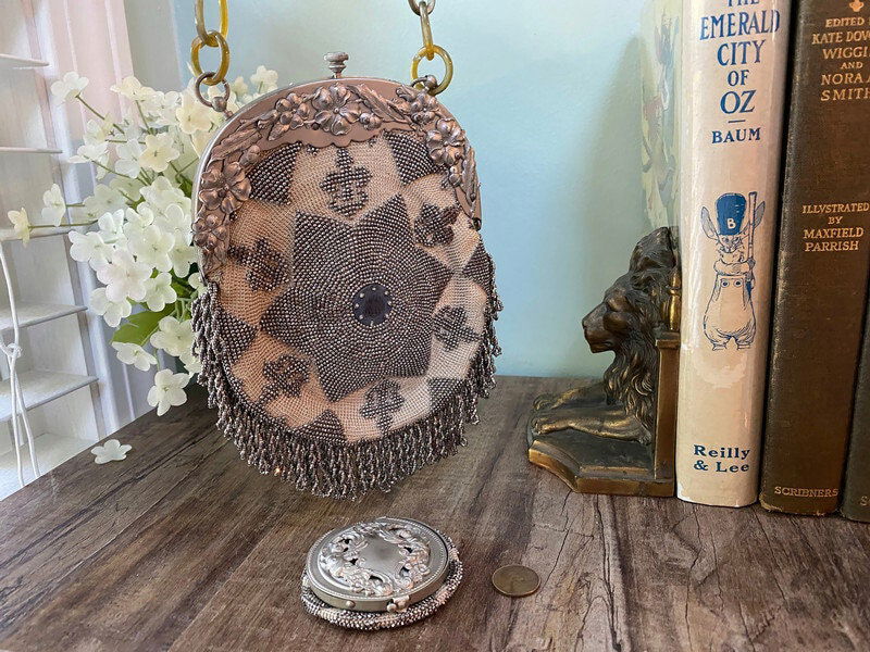 Vintage Art Deco Beaded Purse at Duckwells