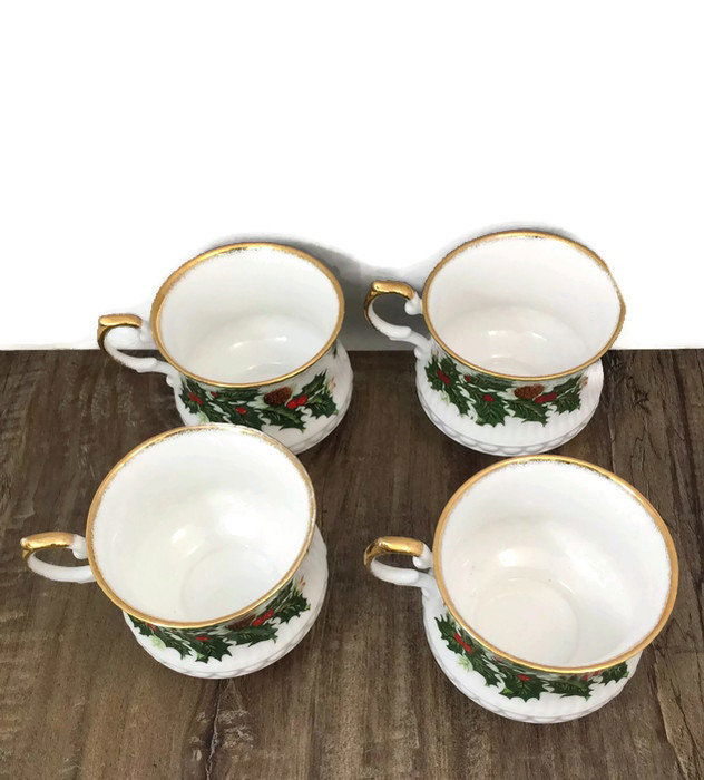 Vintage Christmas Coffee Cups - Duckwells