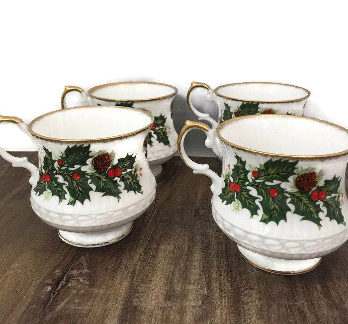 Vintage Christmas Coffee Cups - Duckwells