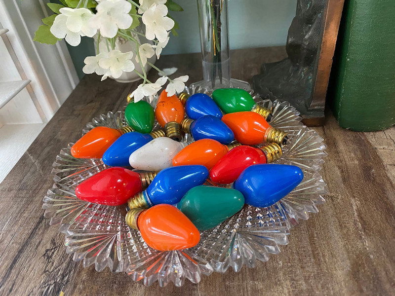 Vintage Christmas Light Bulbs - Duckwells