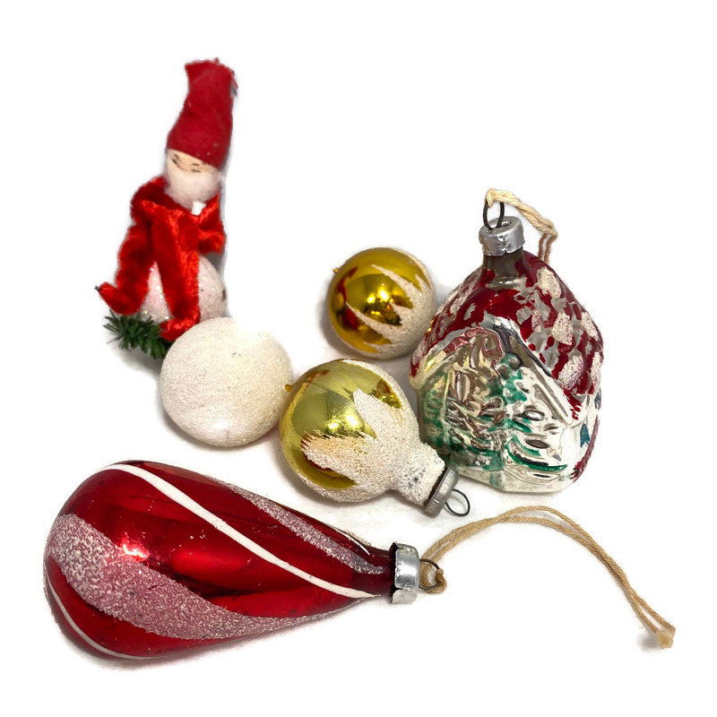 Vintage Christmas Ornaments at Duckwells