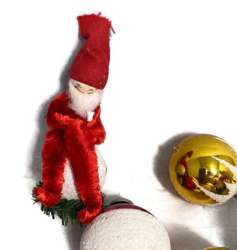 Vintage Christmas Ornaments at Duckwells