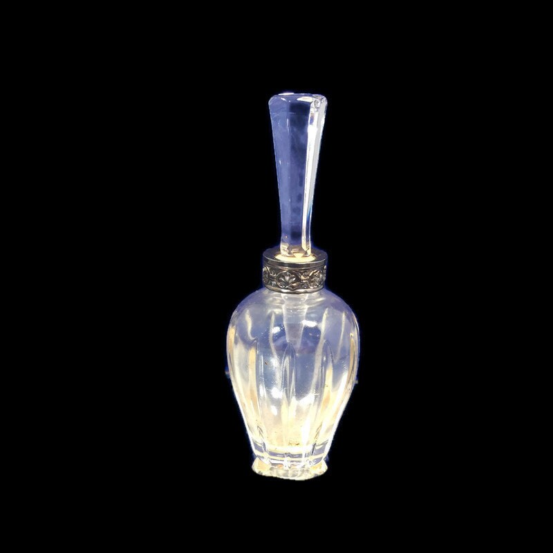 Vintage Crystal Perfume Bottle - Duckwells
