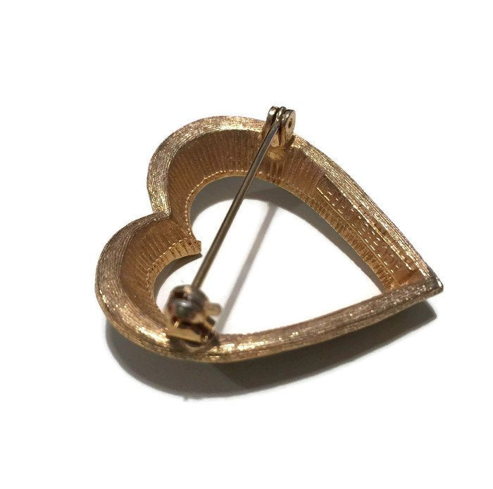 Vintage Heart Pin - Duckwells