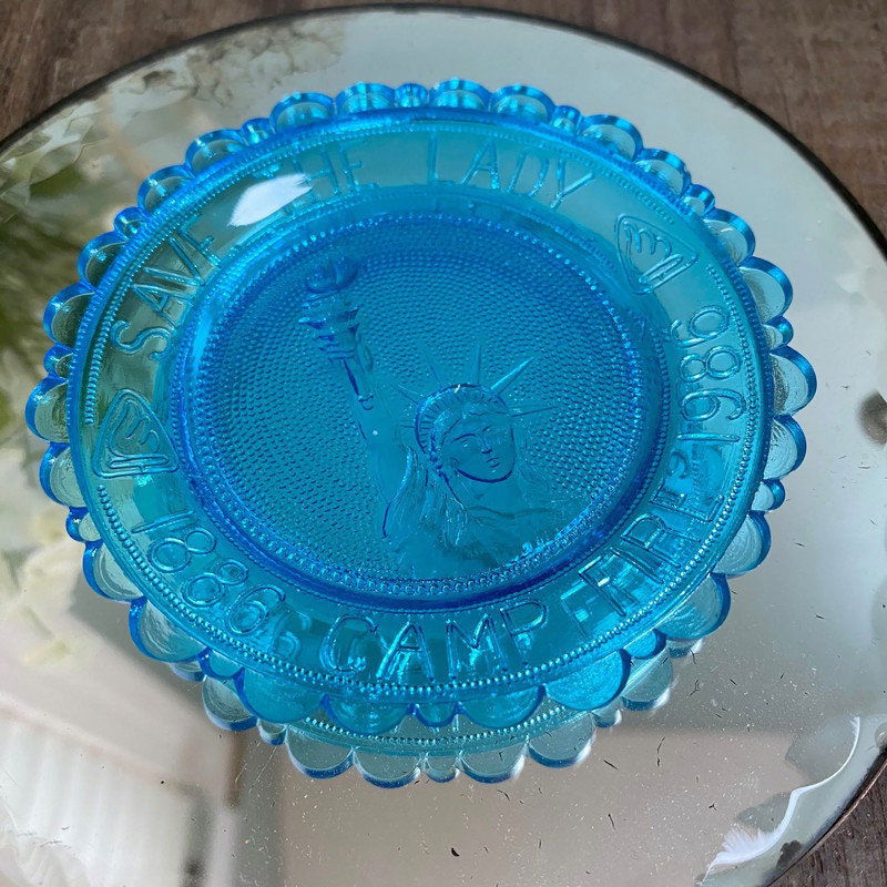 Vintage Pairpoint Glass Cup Plate - Statue of Liberty - Duckwells