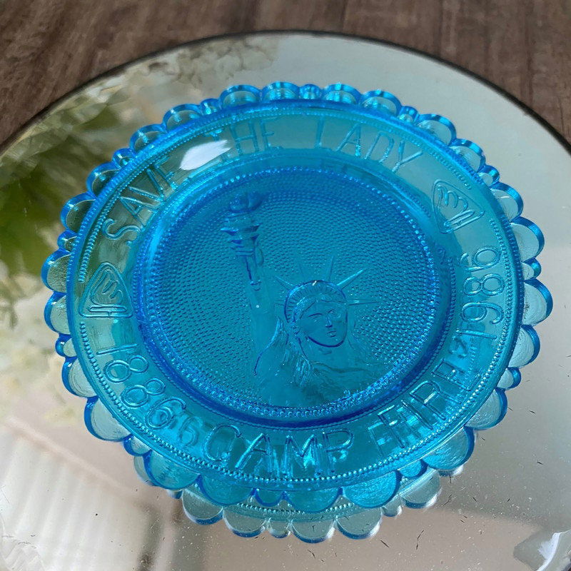 Vintage Pairpoint Glass Cup Plate - Statue of Liberty - Duckwells
