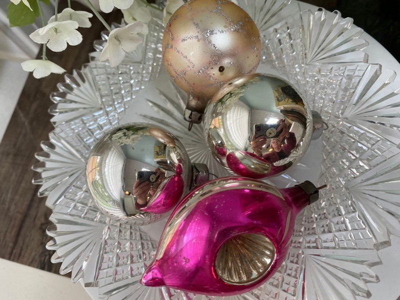 Vintage Pink and Silver Glass Christmas Ornaments - Duckwells