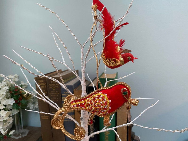 Vintage Red and Gold Birds Holiday Hanging Ornaments at Duckwells