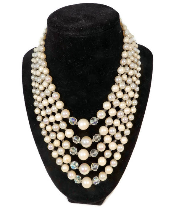 Vintage White and Clear Beaded Necklace - Duckwells